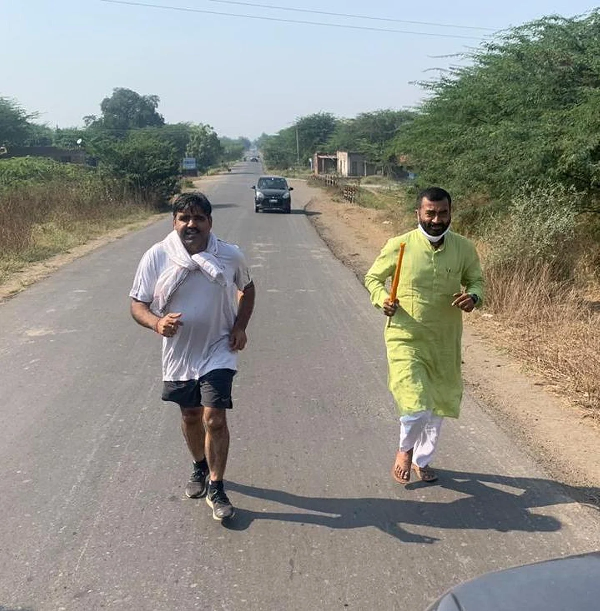Public awareness about Corona: Jangda runs to complete Nashik-Shirdi distance