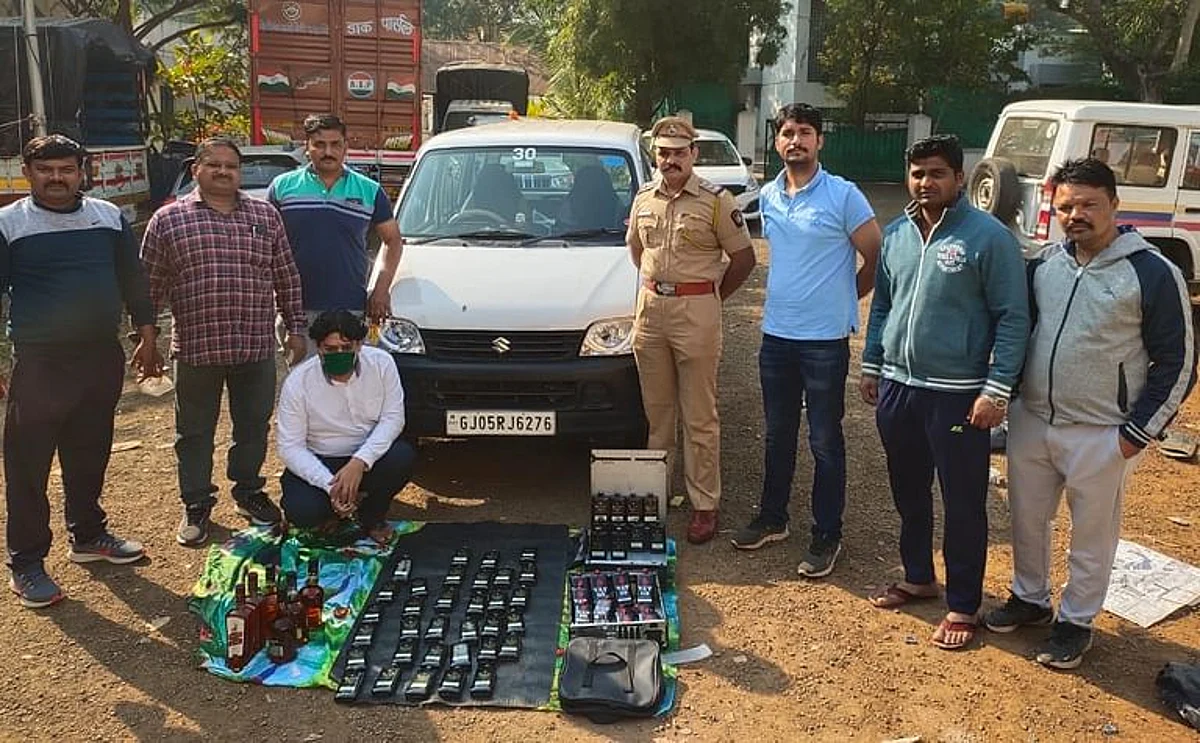 Illegal liquor stock seized