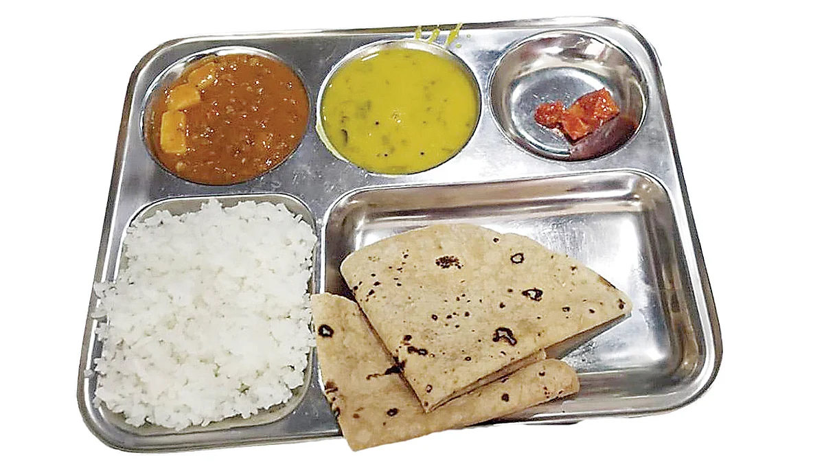 राज्यात पाच कोटीहून अधिक लोकांनी घेतला शिवभोजन थाळीचा लाभ
