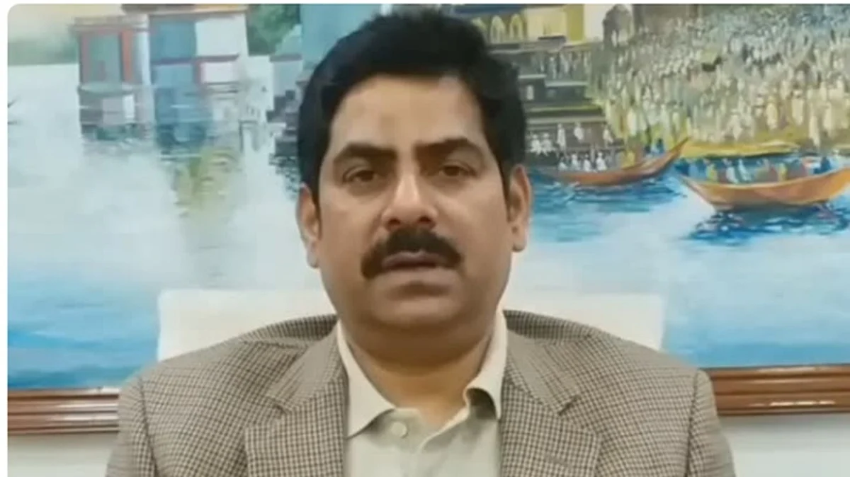 जिल्हाधिकारी डॉ. भोसले