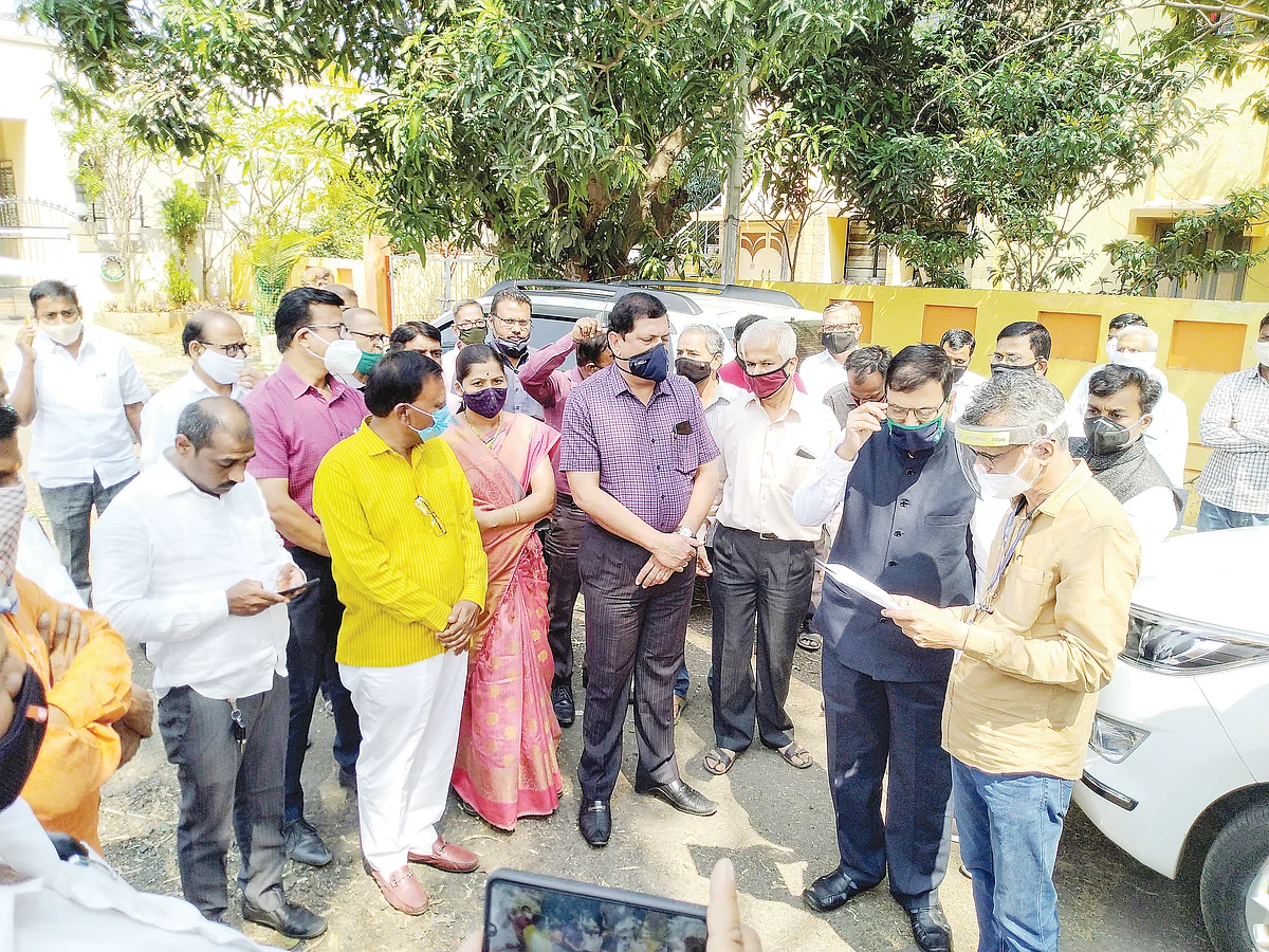 Mayor visits NMC ward number 31