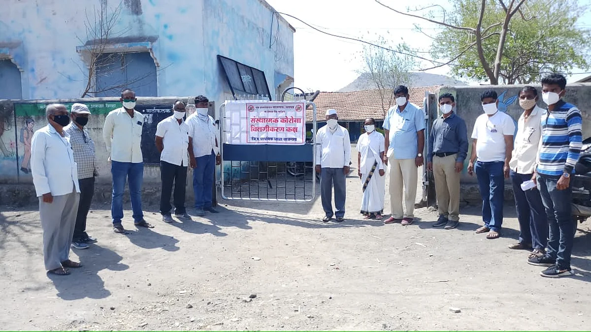 करोनाबाधित आढळल्यास होते थेट प्राथमिक शाळेत रवानगी