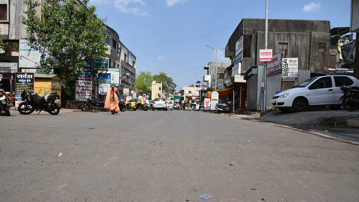 सिन्नर शहरात लॉकडाऊनची कडक अंमलबजीवणी; ग्रामिण भागात मात्र वर्दळ सुरूच