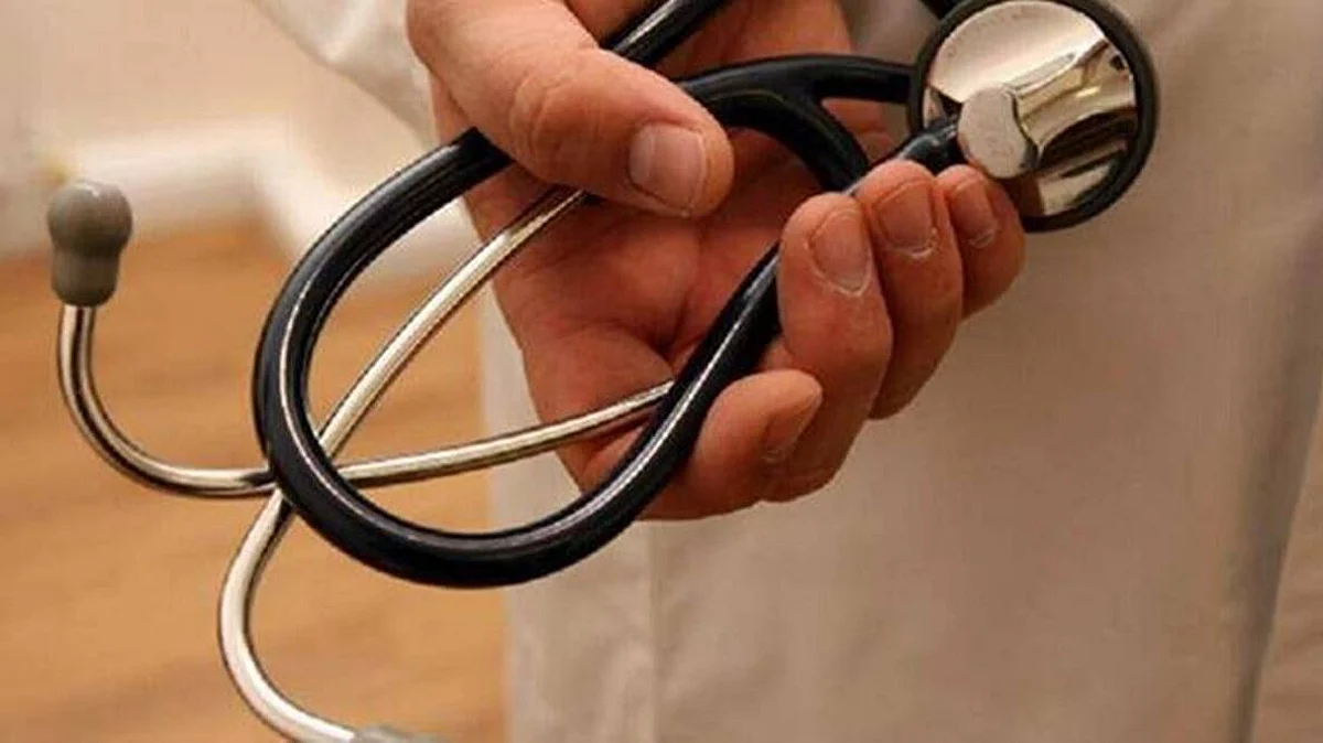 'या' तालुक्यातील वैद्यकीय अधिकार्यांना कोविड काळात कर्तव्यात हलगर्जीपणा केल्याने नोटिसा