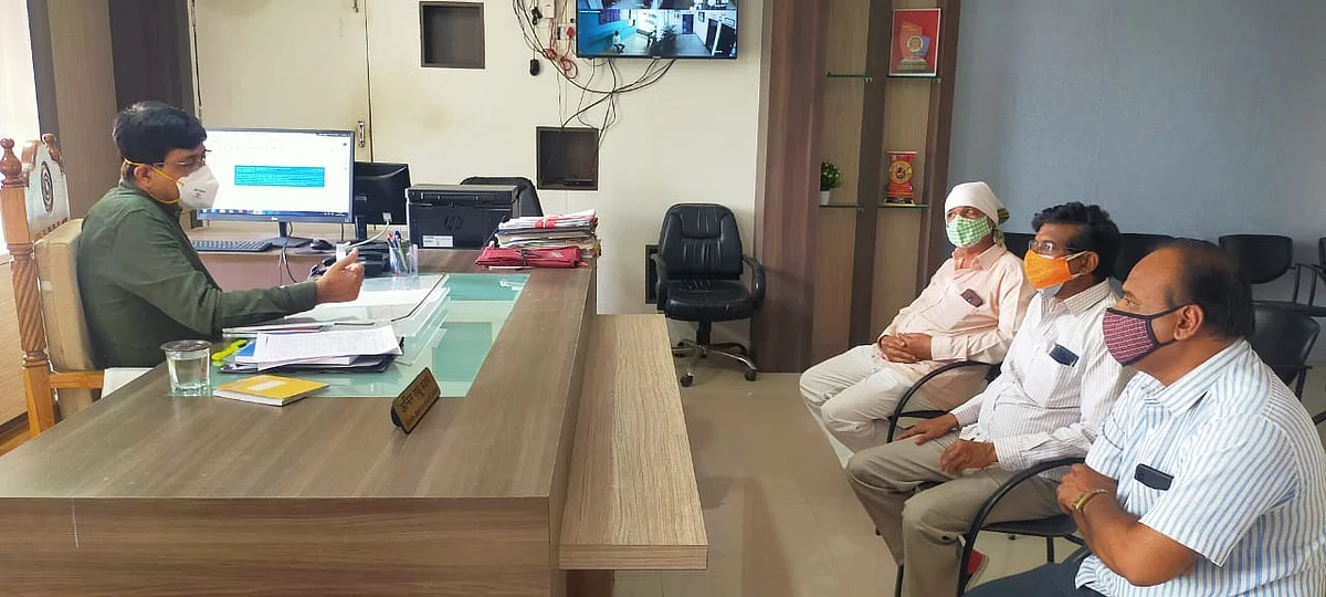 रेमडेसिवीरचा स्टॉक रोजच्या रोज समाजमाध्यमांवर जाहीर करावा