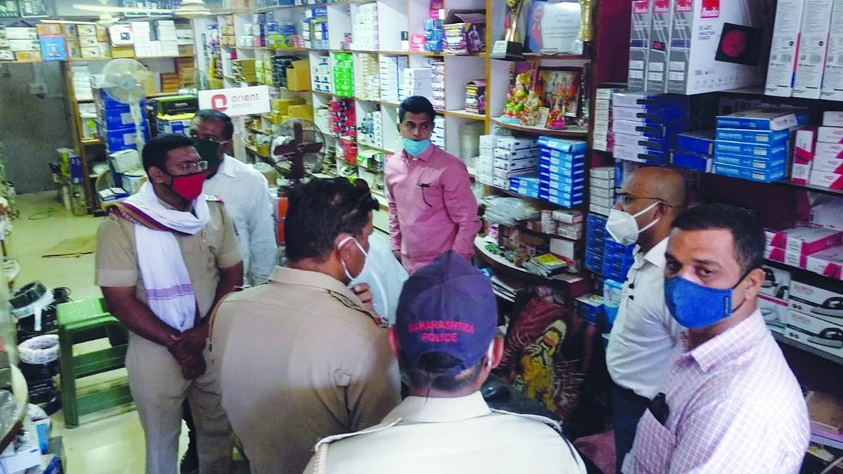 भुसावळात मंदीरासह पाच दुकाने फोडली