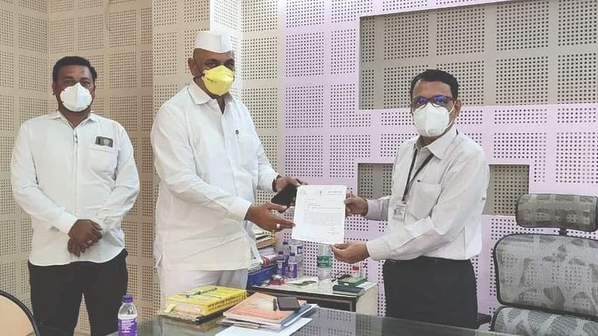अक्कलपाडा धरणातून पांझरा नदीत आवर्तन सोडा