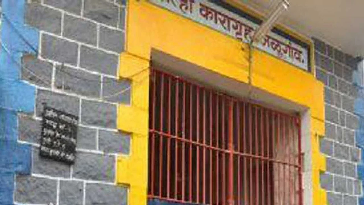 कैद्यांच्या लसीकरणासाठी कारागृह अधीक्षकांचे जिल्हा रुग्णालयाला पत्रावर पत्रे