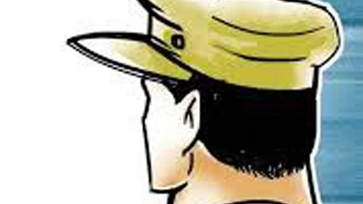 Constable Pathak saves a pigeon