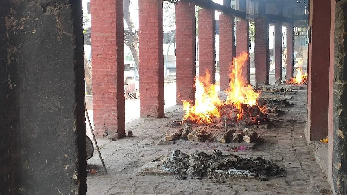 आता...अंत्यसंस्कारासाठी जागा अधिग्रहित करण्याची आली वेळ !