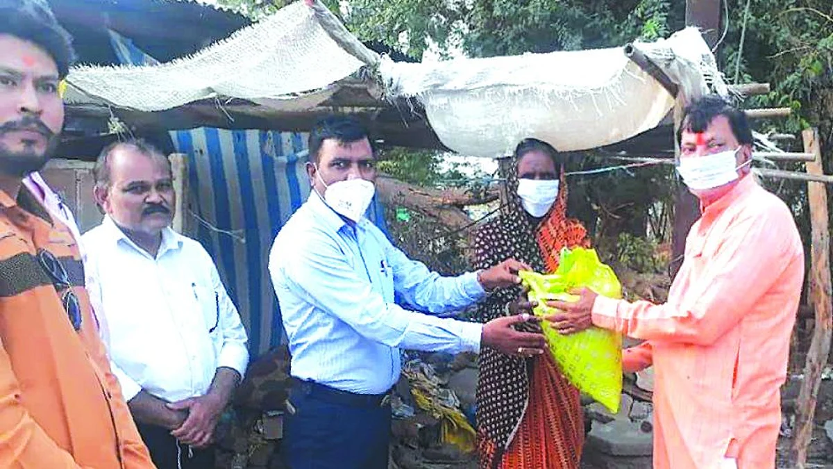 निराधार आजीला तहसीलदारांनी दिला आधार