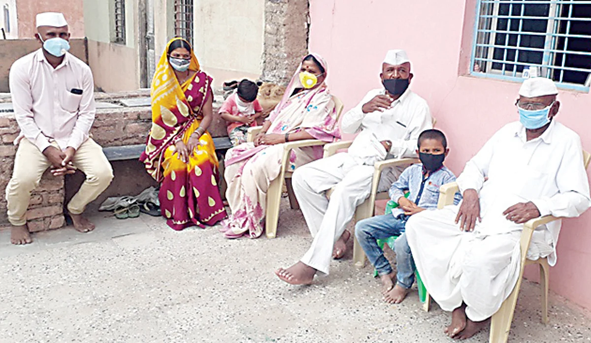 95 वर्षांच्या आजोबांनी केली करोनावर मात