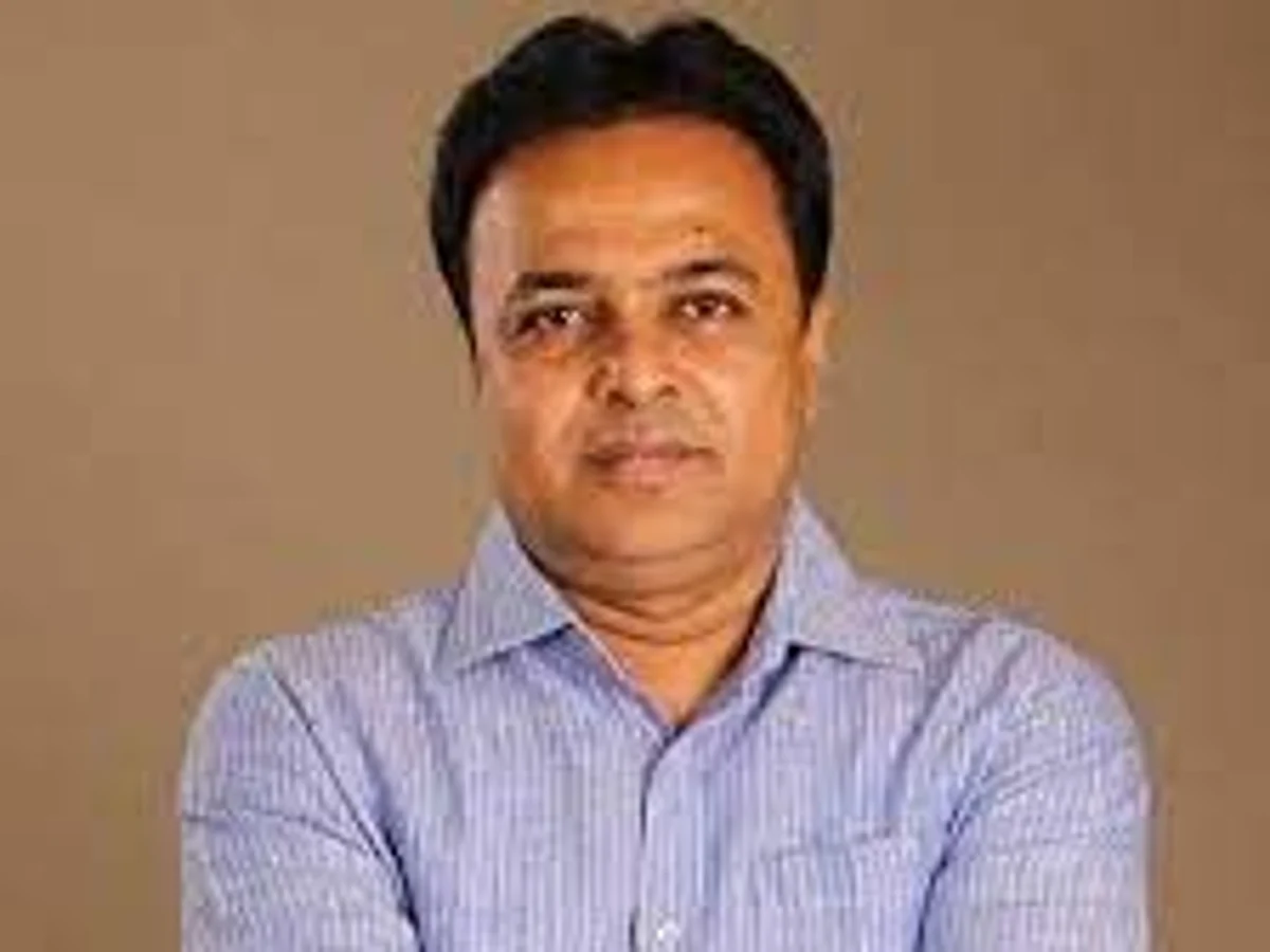 शिंदखेडा तालुक्यातील आठ व नंदुरबार जिल्ह्यातील 14 उपसा योजना पुन्हा कार्यान्वित करा