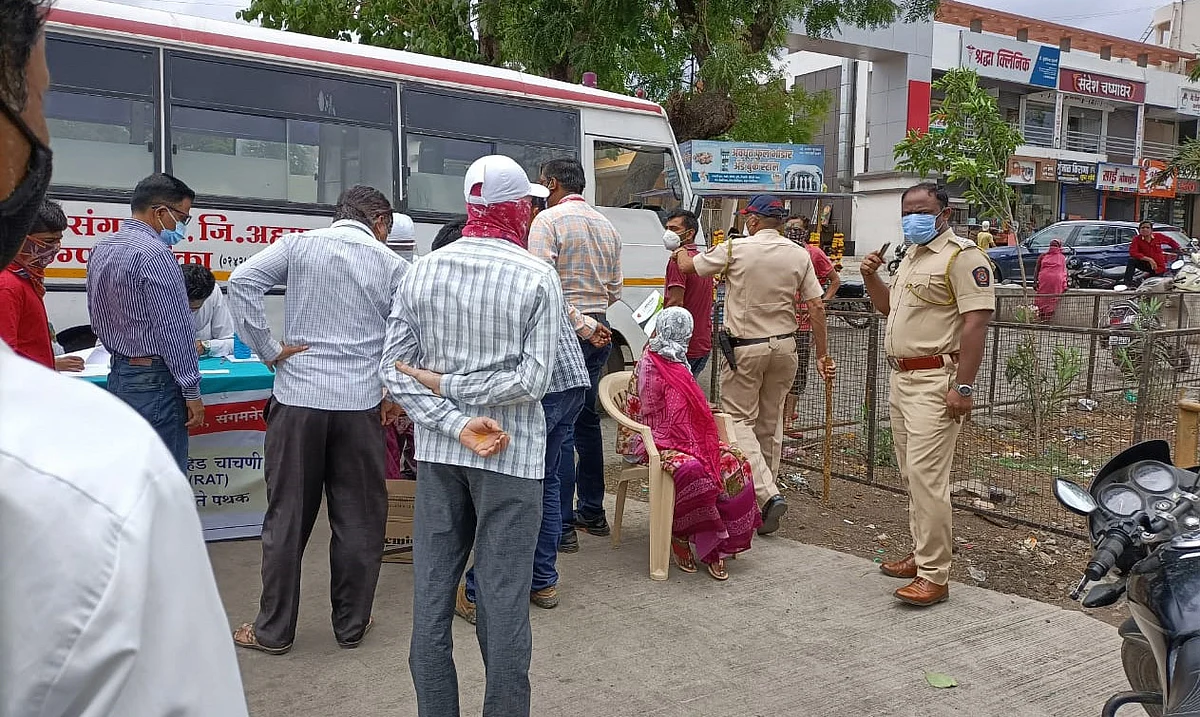 संगमनेरमध्ये विनाकारण फिरणार्यांची करोना चाचणी