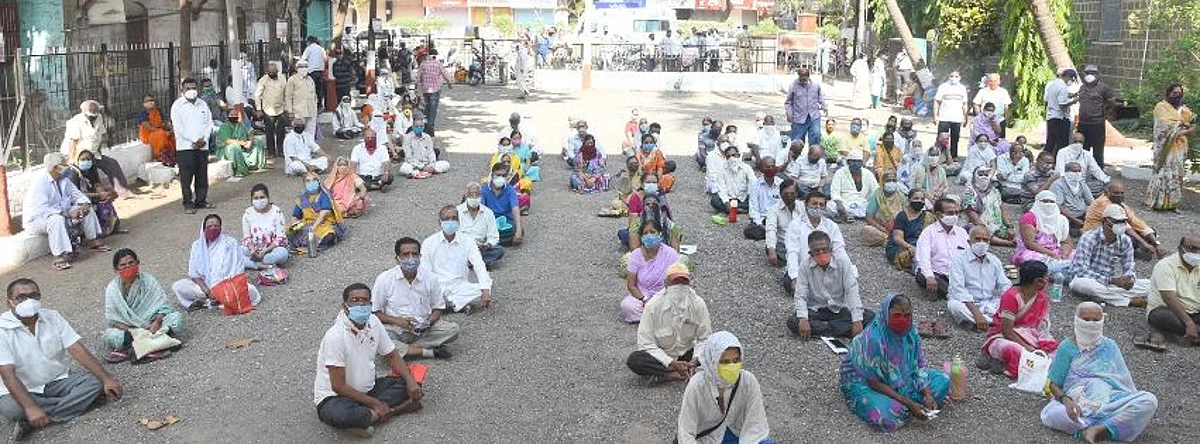 श्रीरामपुरातील केंद्रावर पहिल्याच दिवशी टोकन पध्दतीमुळे लसीकरण सुरळीत