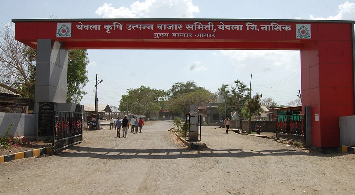 येवला बाजार आवारात यायचंय मग करोना चाचणी करून या!