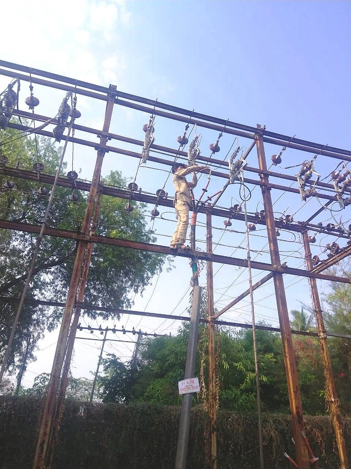मान्सूनपूर्व कामांना महावितरणची सुरुवात