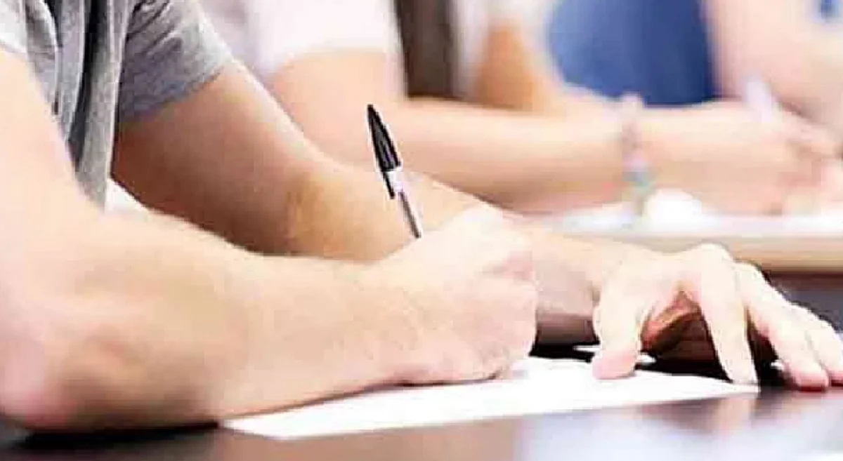 'एनआयओएस' दहावीच्या परीक्षा रद्द, बारावीच्या स्थगित