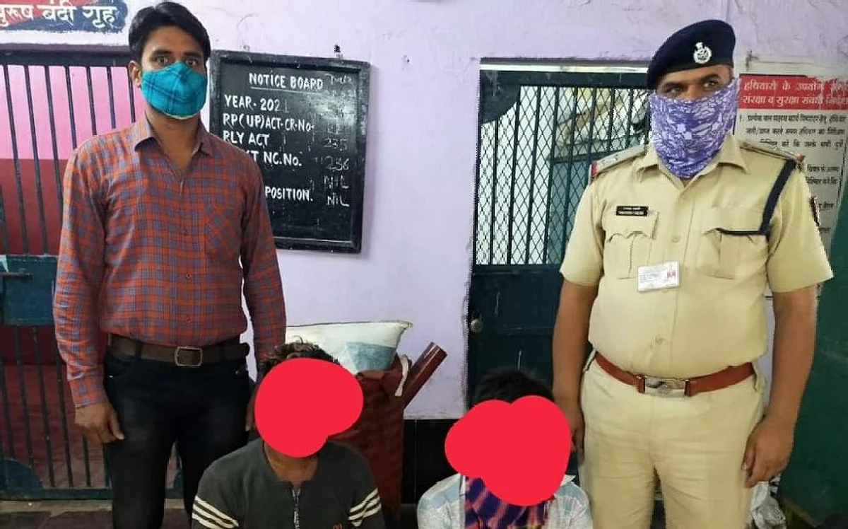रेल्वे प्रवाशांचे मोबाईल चोरणाऱ्या दोघांना अटक