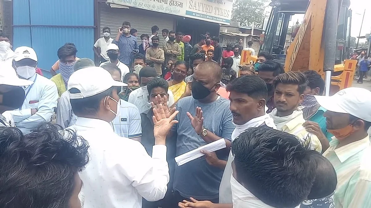 रामवाडीतील अतिक्रमणावर मनपाचा हातोडा