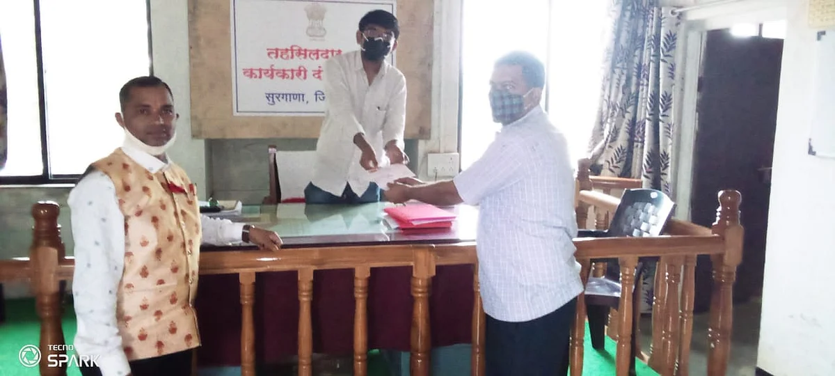 देणाऱ्याचे हात हजारो दुबळी माझी झोळी; १९५४ साली गावात आलेल्या कुटुंबाने केली लाखमोलाची मदत