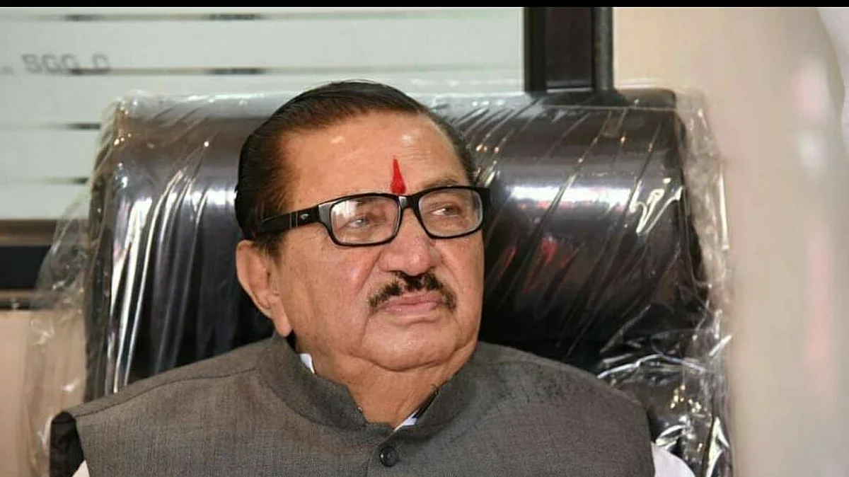 मराठा आरक्षण रद्द : 'विधिमंडळाचे विशेष आधिवेशन बोलवावे व तोडगा काढावा'