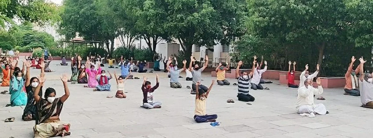 शिर्डीत भाजपचे नवचेतना योग शिबिर