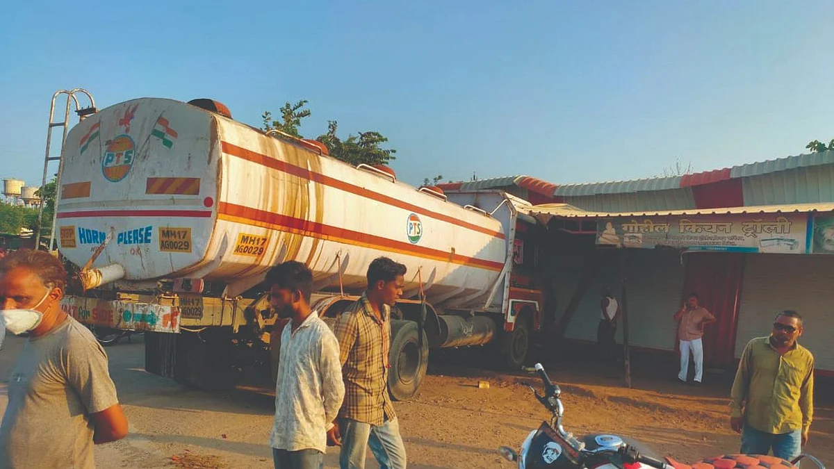 भरधाव वेगातील टँकरच्या धडकेत तरुणीचा जागीच मृत्यू