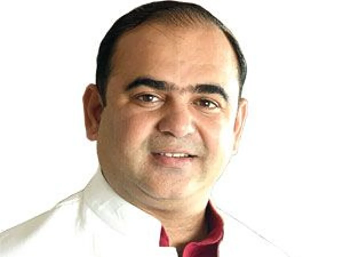 बंद केलेले धान्य खरेदी केंद्राला मुदतवाढ देवून पुन्हा सुरू करा