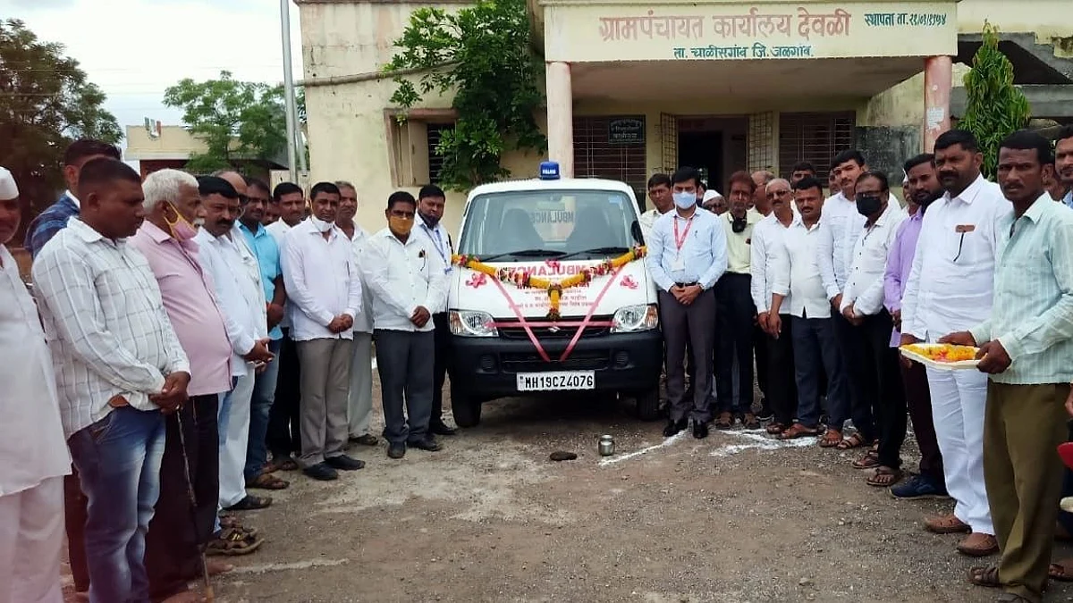 देवळी येथे रुग्णवाहिकेचे लोकार्पण