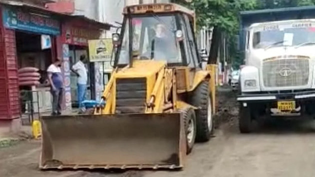 देशदूत वृत्ताची दखल : रस्ते दुरूस्तीस प्रारंभ