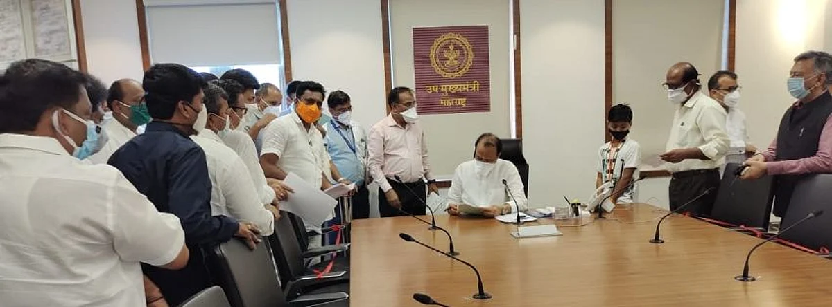 राहाता : गोडावूनमधील बंदिस्त शिवाजी महाराजांचा पुतळा मुक्त करावा