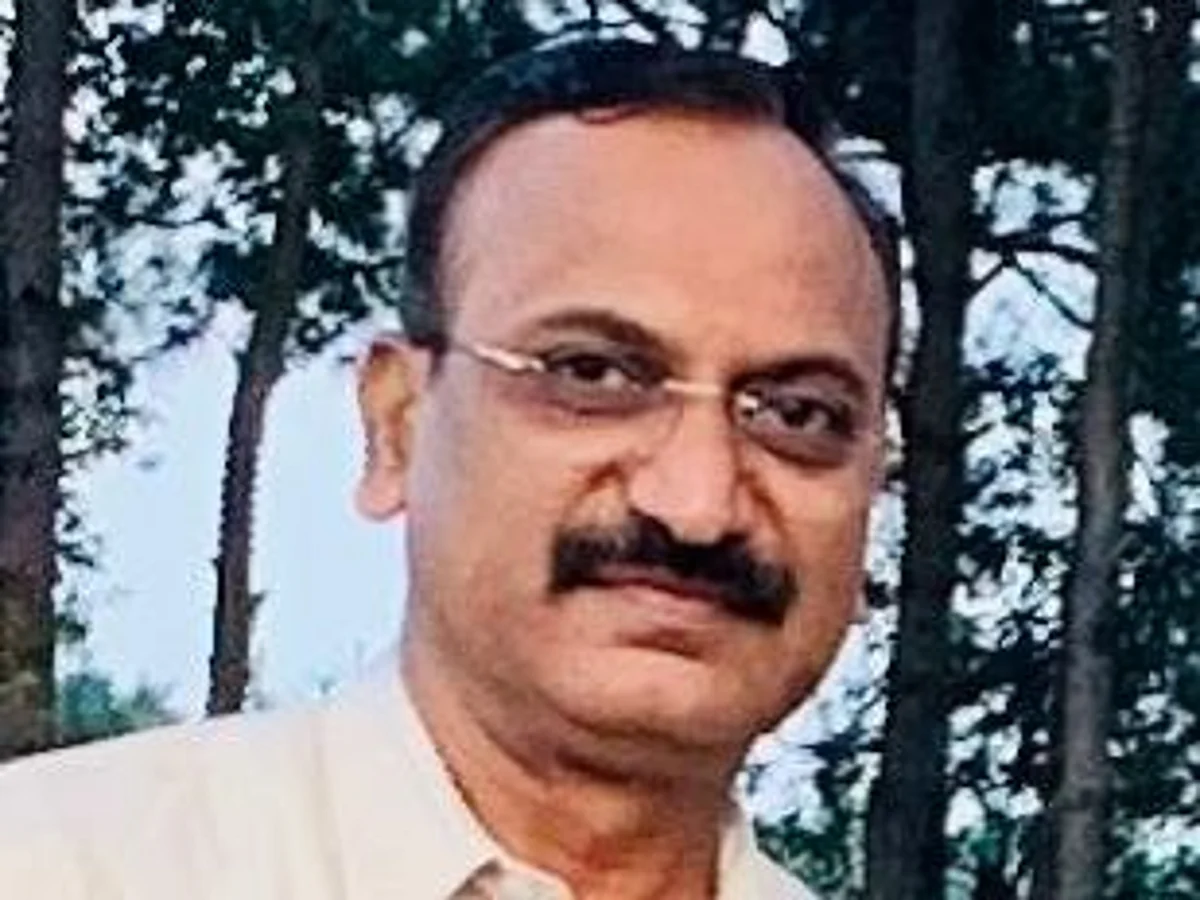 जिल्हा परिषदेचे मुख्य कार्यकारी अधिकारी डॉ.बी. एन. पाटील यांची बदली
