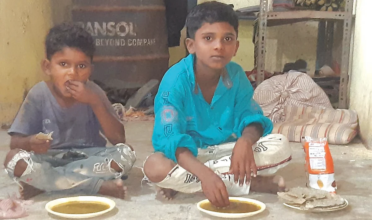 नेवाशाच्या पोलीस निरीक्षकांनी घडवले माणुसकीचे दर्शन