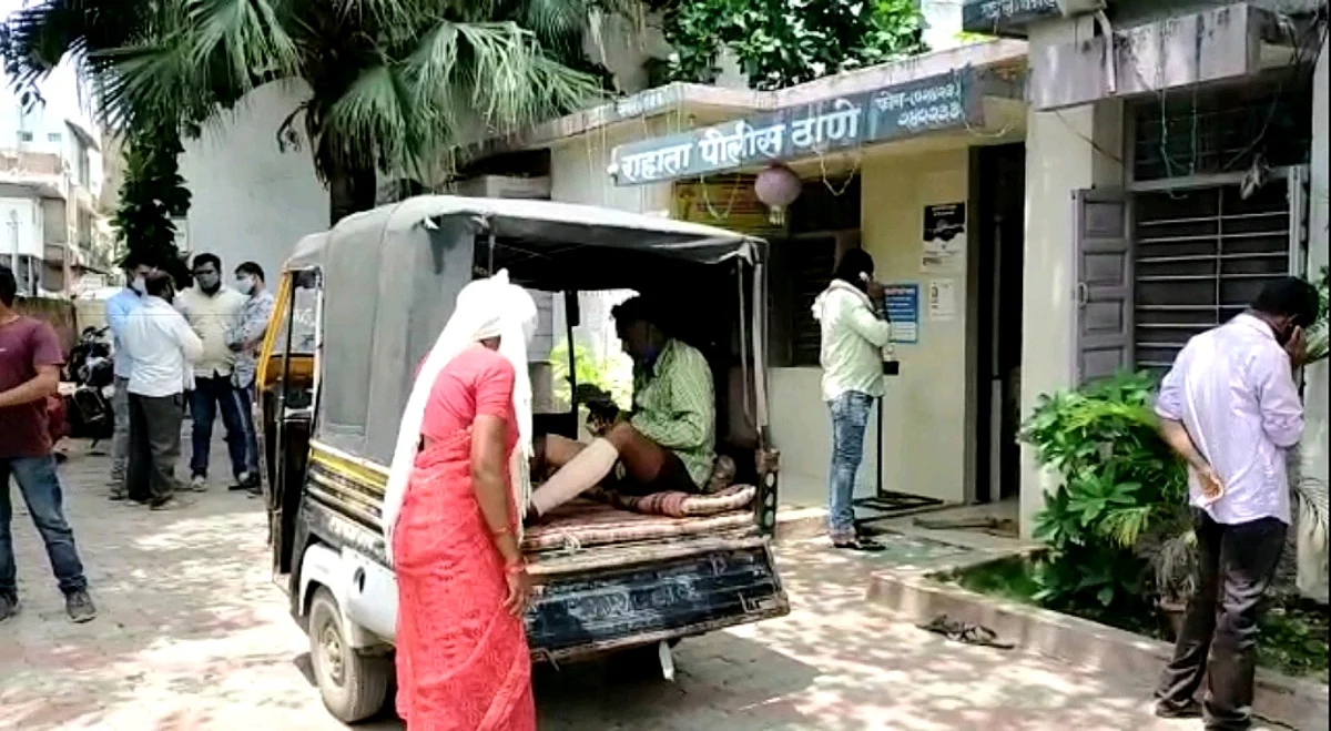 रांजणगाव खुर्दमध्ये अपहरण करून तरुणाला बेदम मारहाण