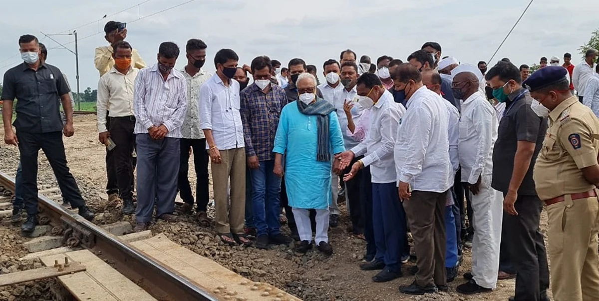 मांजरपाडा (देवसाने) धरणाच्या भिंतीचे काम पूर्ण