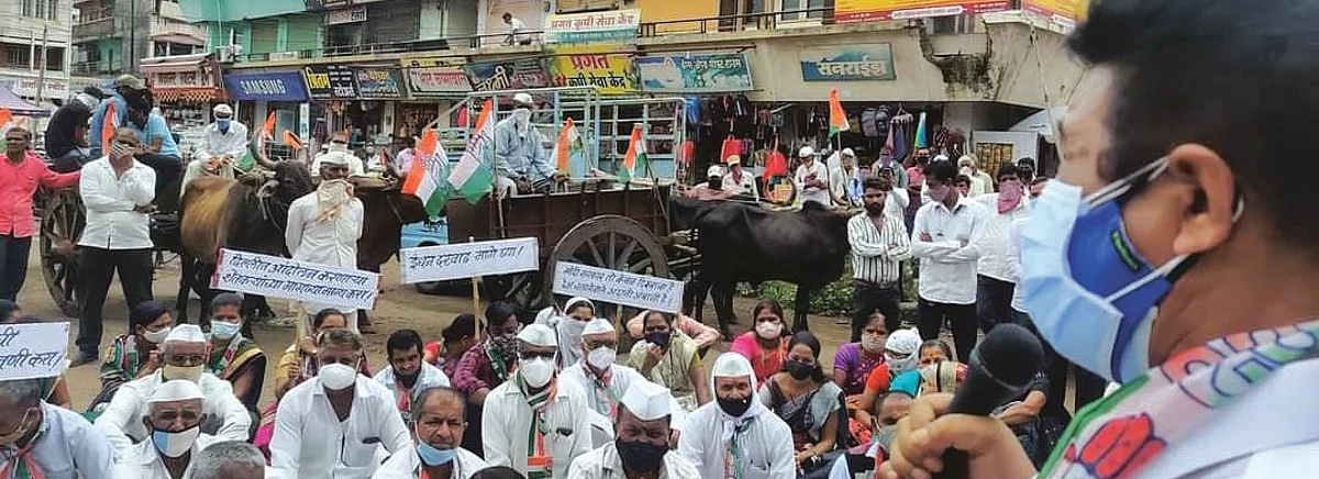 इंधन दरवाढीच्या निषेधार्थ अकोलेत काँग्रेसची भव्य रॅली