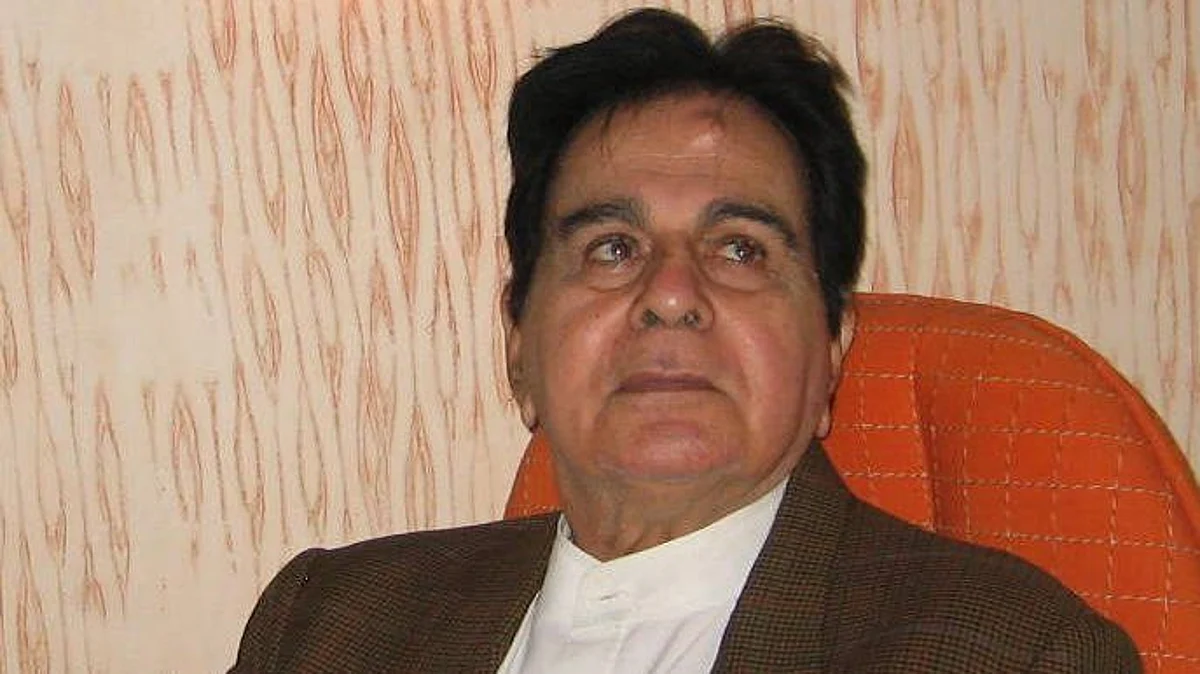 ज्येष्ठ अभिनेते दिलीप कुमार यांचे निधन