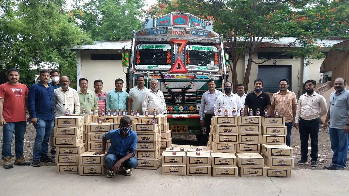 एक कोटींचा अवैद्य मद्यसाठा जप्त