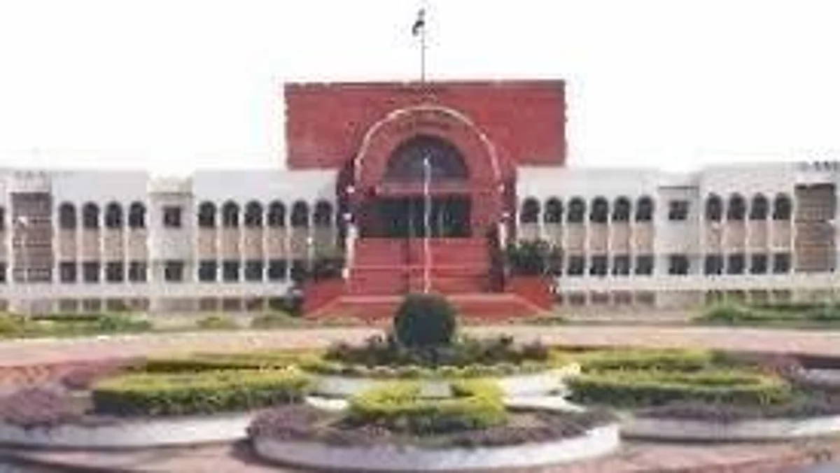 कोरोनाने मृत पावलेल्या कर्मचाऱ्यांच्या कुटुंबांना 50 लाखांचा विमा द्या
