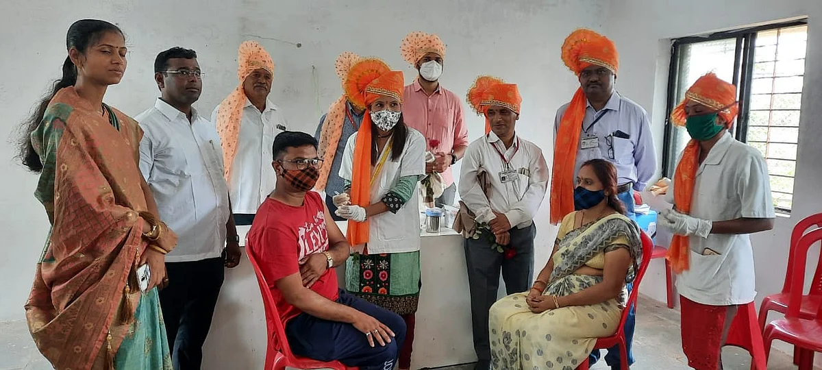 माने नगरला लसीकरण सुरू; पहिल्याच दिवशी दीडशे नागरिकांना लस