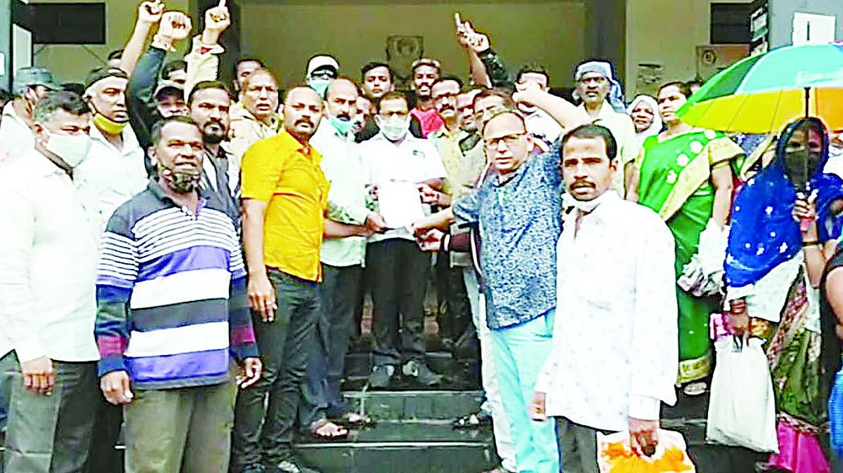 मनपा अधिकार्यांवर जीवघेणा हल्ला; म्युन्सिपल कामगार सेनेकडून निषेध