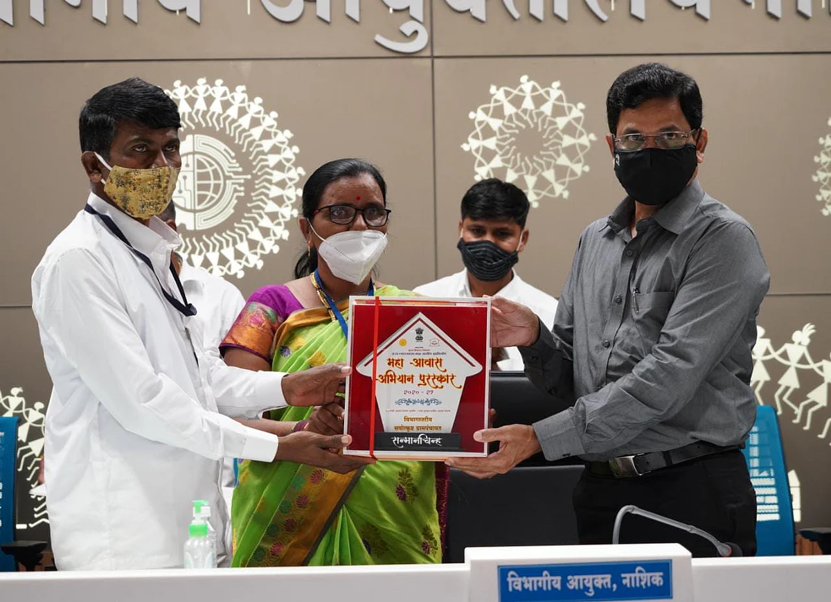 नगर, जळगाव, धुळे सर्वोत्कृष्ट जिल्हे; ग्रामपंचायतीत नाशिक जिल्ह्याची बाजी