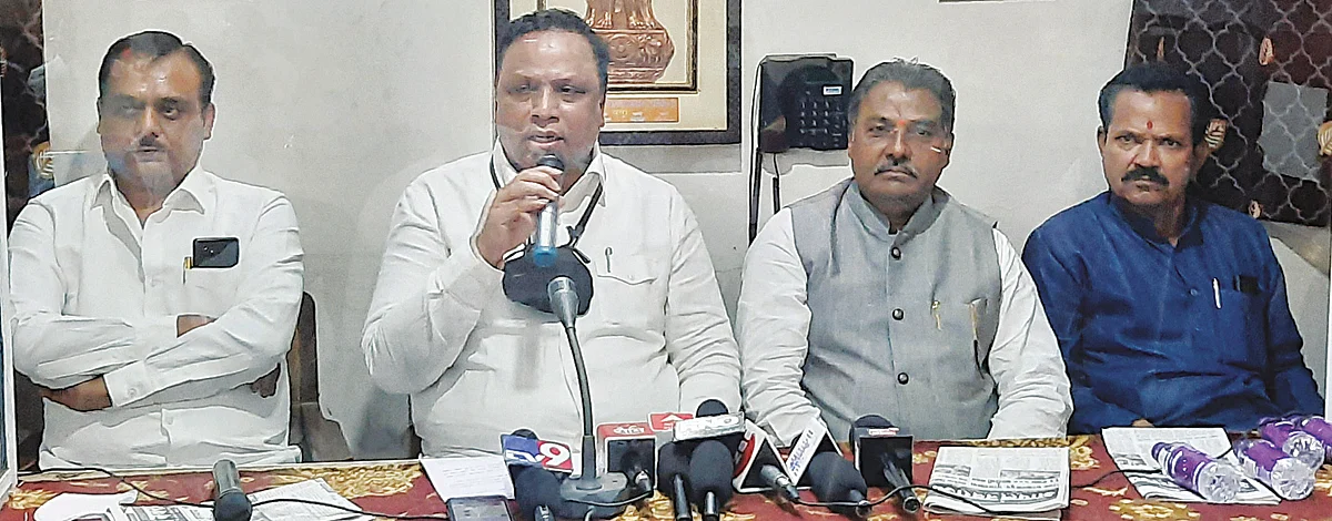 घोटाळे बघून धर्म भास्करही म्हणेल.. बापरे बाप!