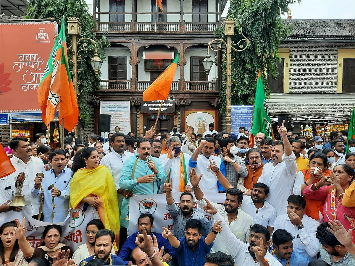 आणखी काही काळानंतर लोक कुलुप तोडून मंदिरात घुसतील - चंद्रकांत पाटील