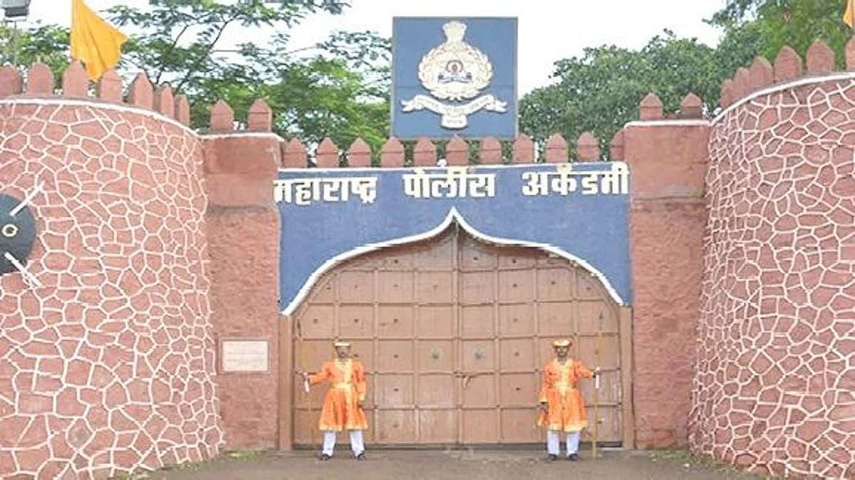 पोलीस अकादमीच्या संचालक दोरजे यांची बदली; पाहा कोण आहेत नवे संचालक