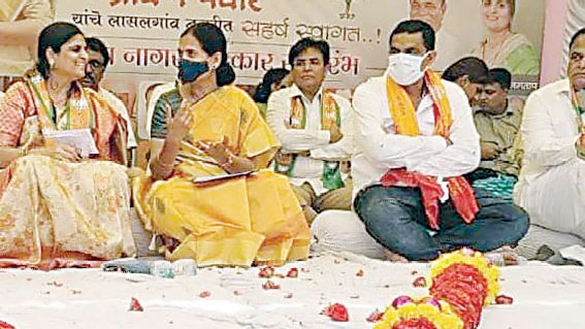 केंद्रीय कृषीमंत्र्यांकडून टोमॅटो उत्पादकांची दखल
