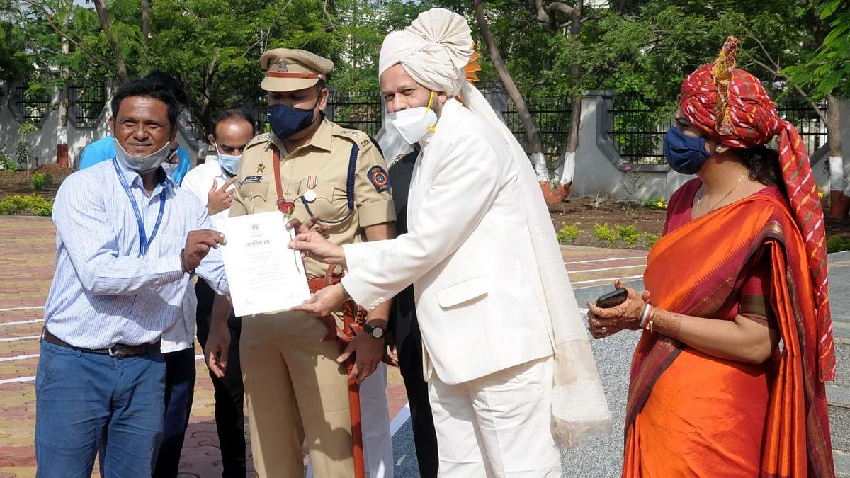 Photo प्रधानमंत्री आवास योजनेत उत्कृष्ट कामगिरी करणाऱ्या पंचायत समित्यांचा गौरव