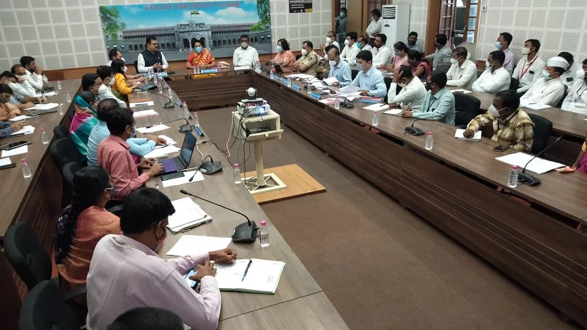 करोनाग्रस्तांच्या जमिनीवर डल्ला मारू पाहणाऱ्यांना लगाम; काय म्हणाल्या डॉ नीलम गोऱ्हे?