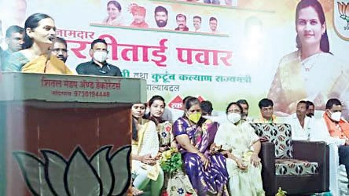 रेल्वे थांबे पूर्ववत करण्यासाठी पाठपुरावा करणार